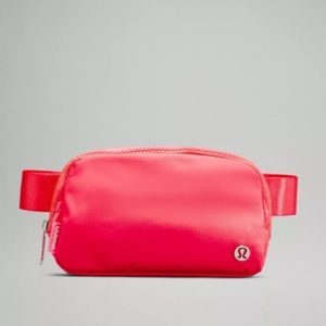 Lululemon Everywhere Belt Bag NWT - PLBR color